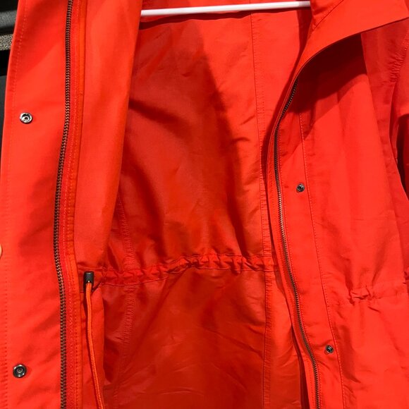 Uniqlo Women's Rain Jacket - Picture 4 of 5